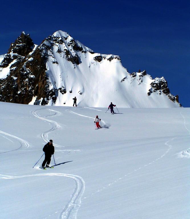Bed and Breakfast Chez Michel Sainte-Foy-Tarentaise Exterior foto